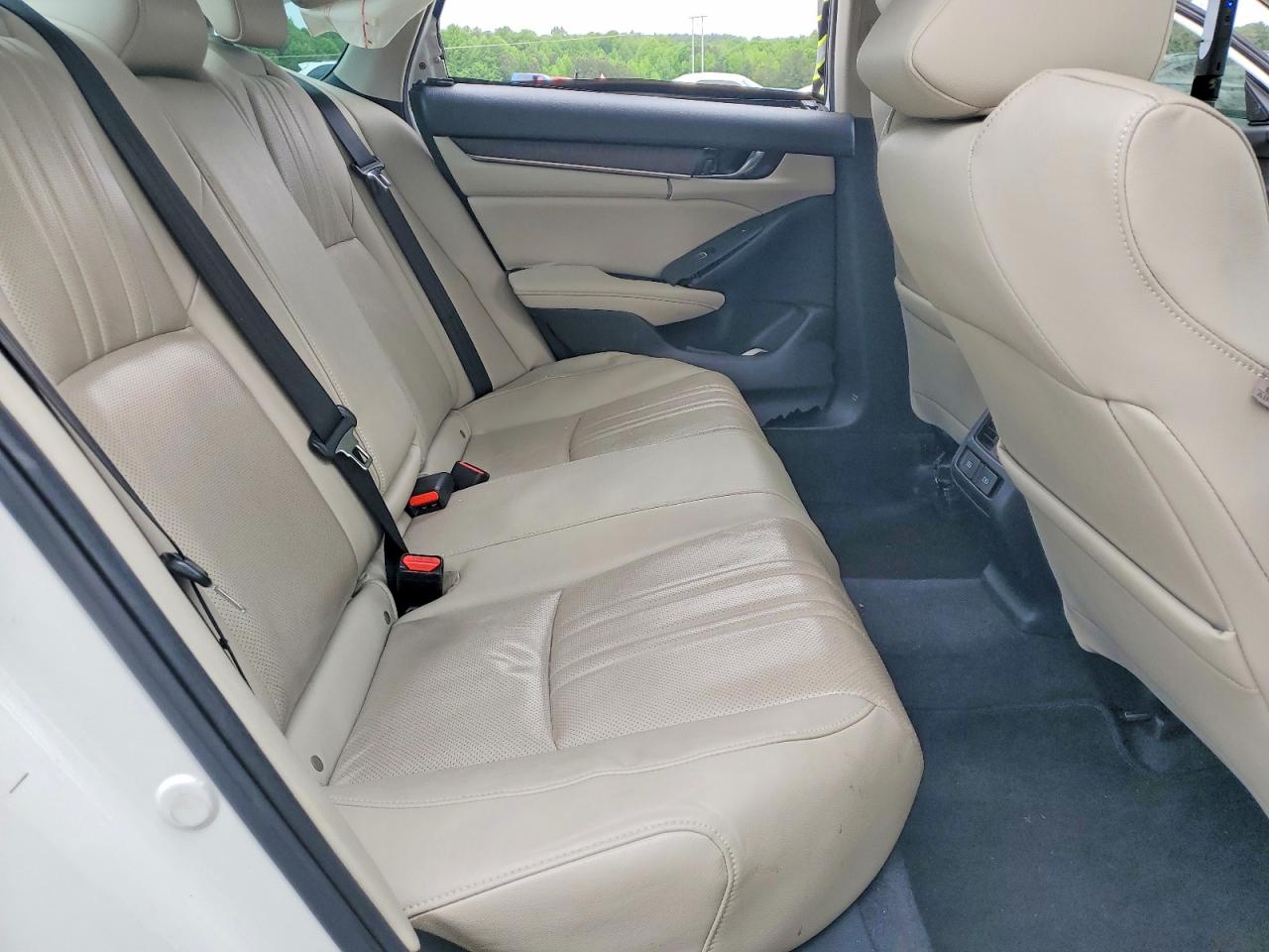 Honda Accord Touring Hybrid