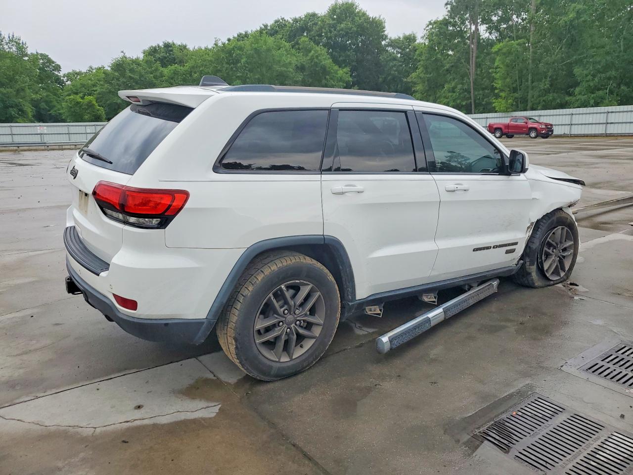 Jeep Grand Cherokee Laredo