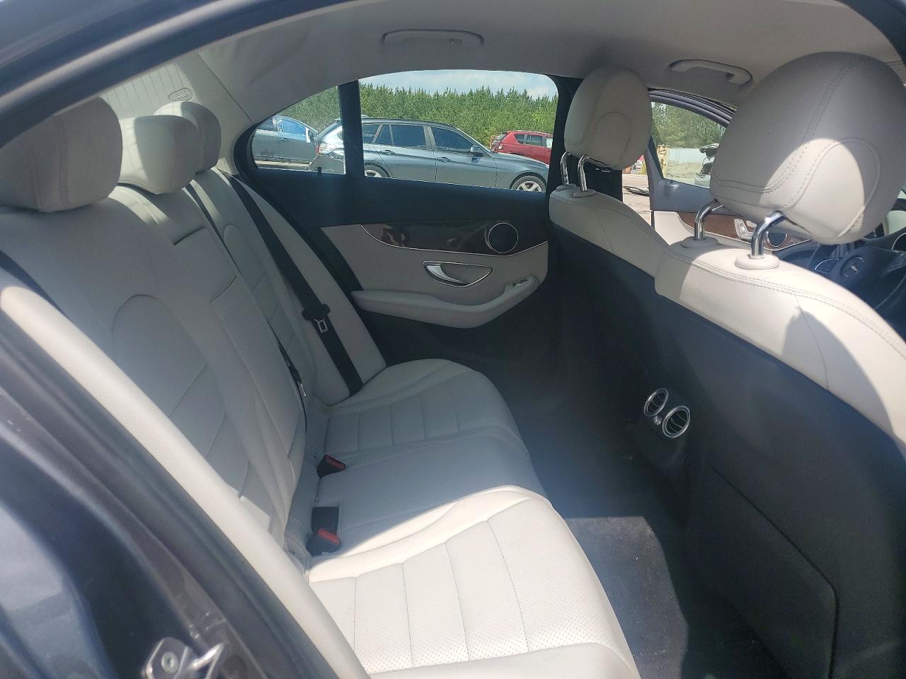 Mercedes-Benz C-Class 300