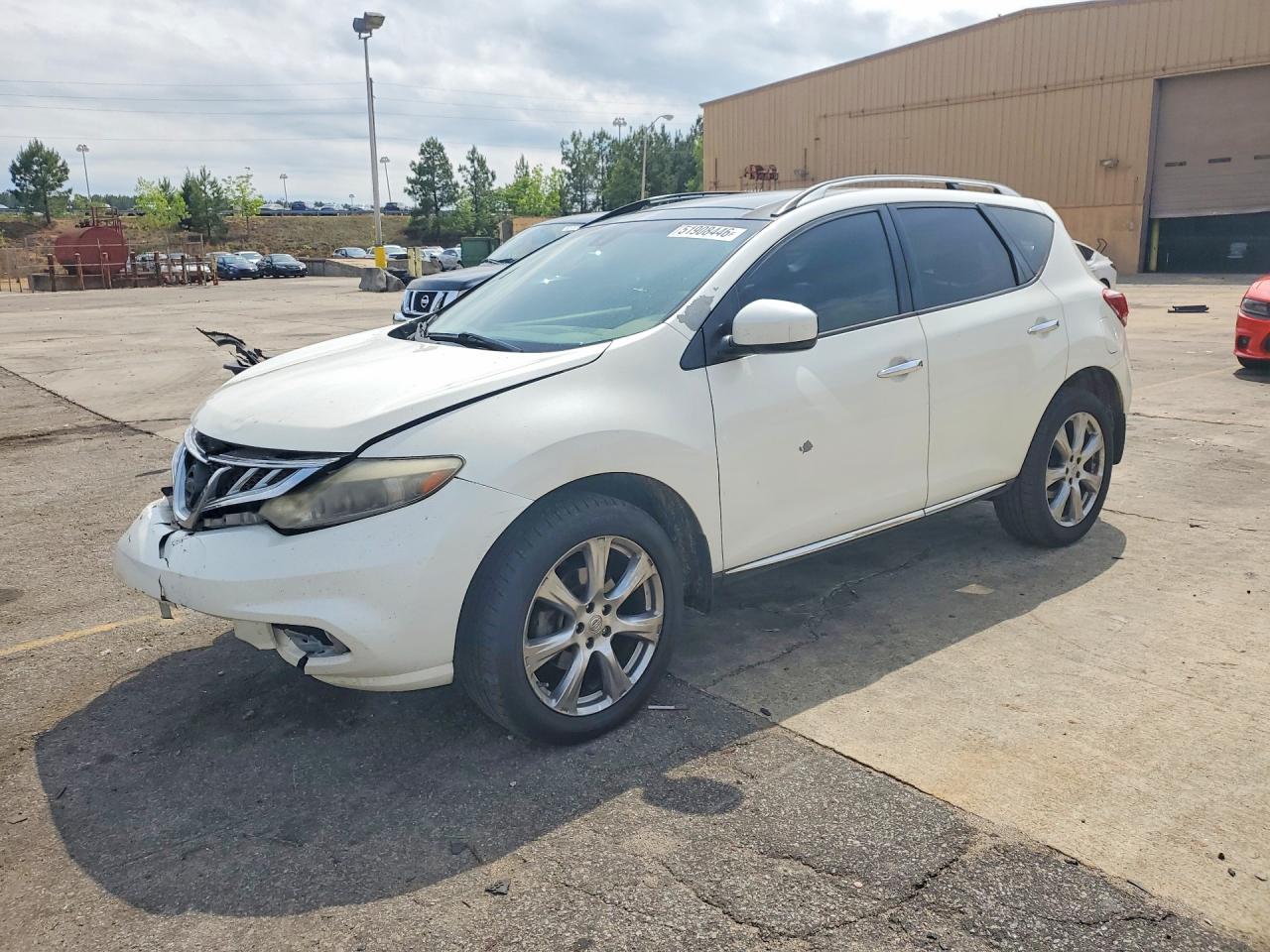 Salvage Nissan Murano Image