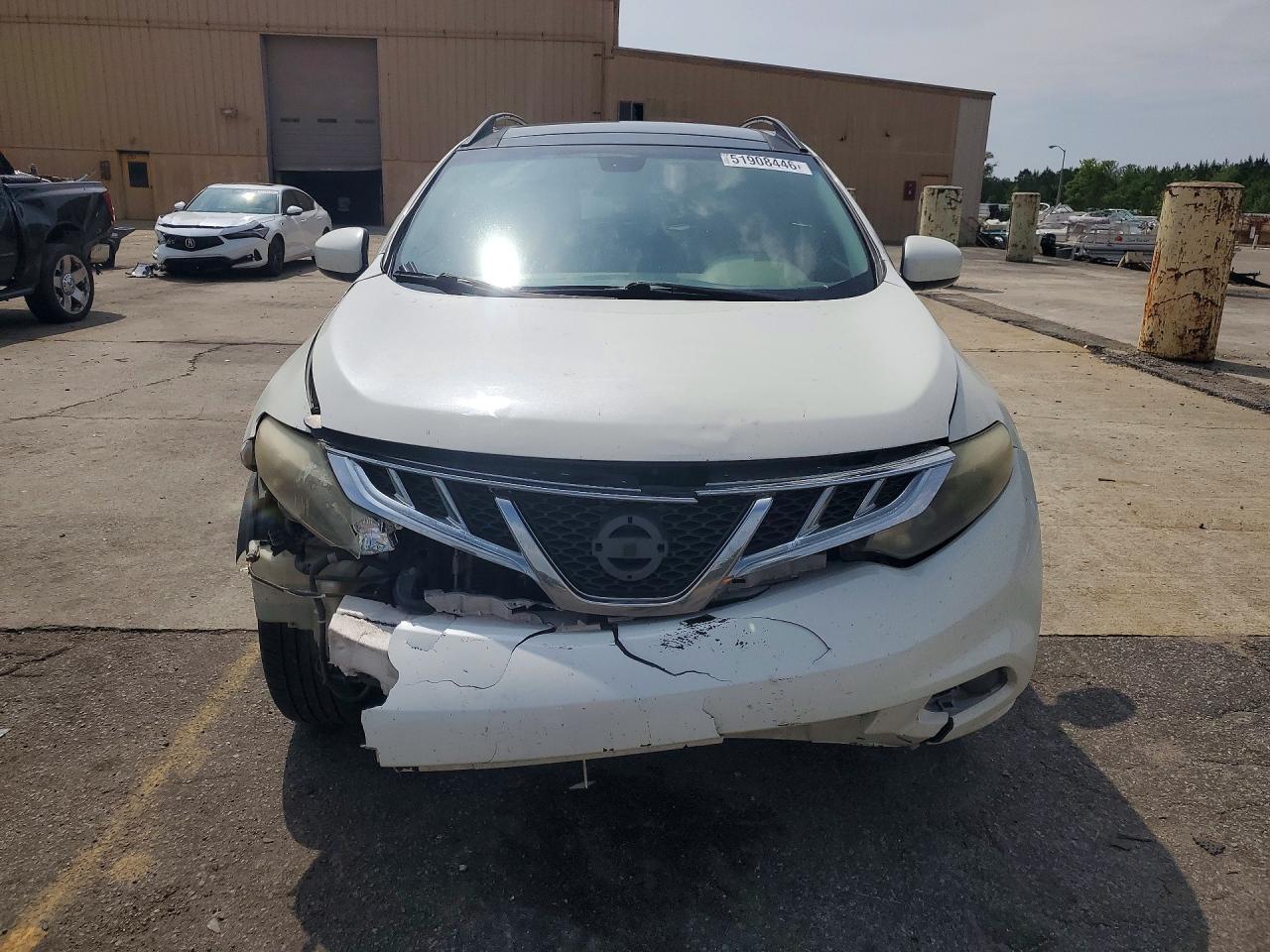 Nissan Murano S