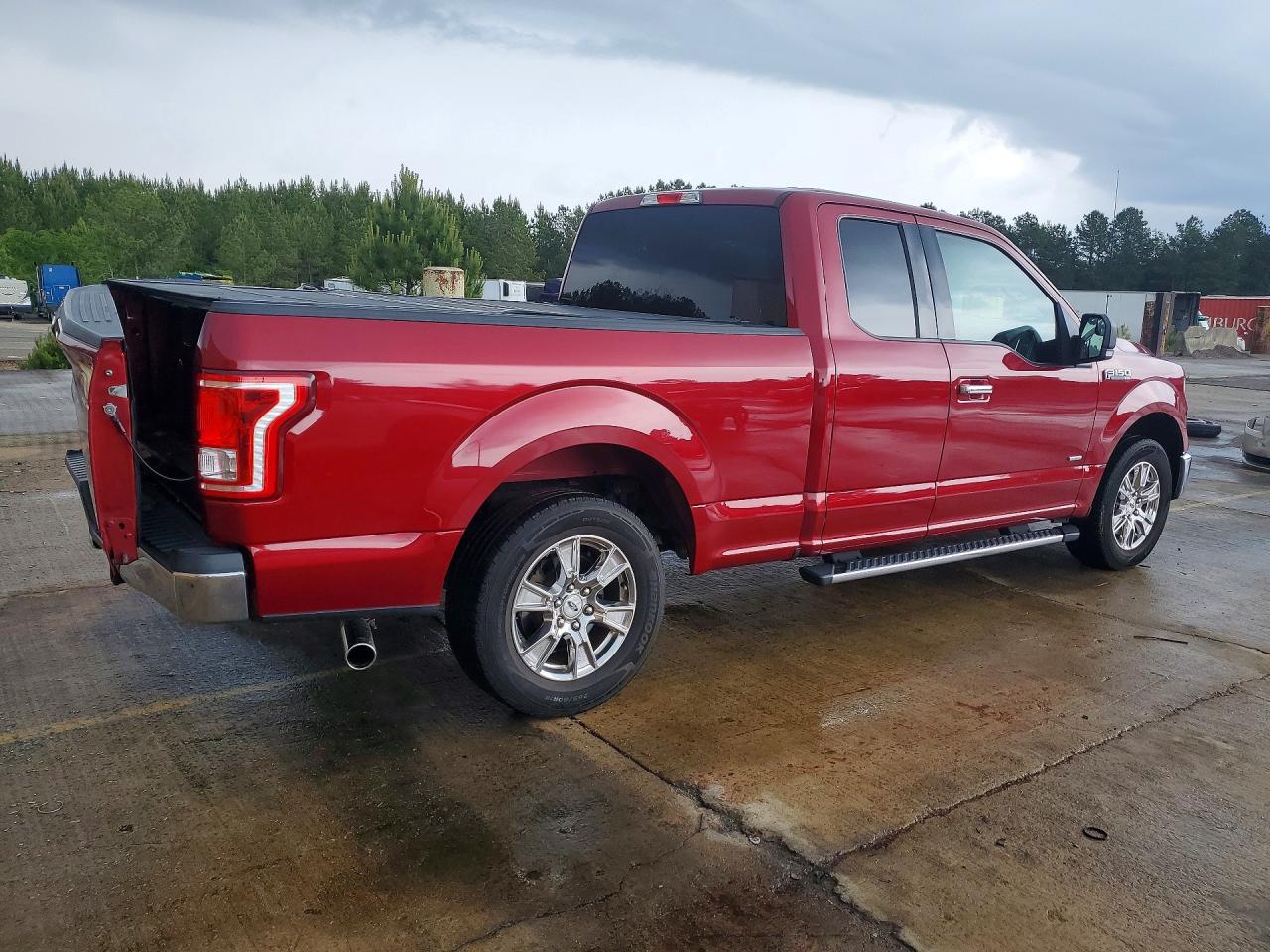 Ford F-150 Super Cab