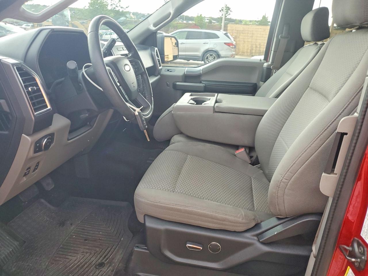 Ford F-150 Super Cab