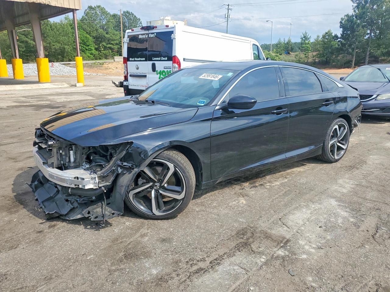 Salvage Honda Accord Image