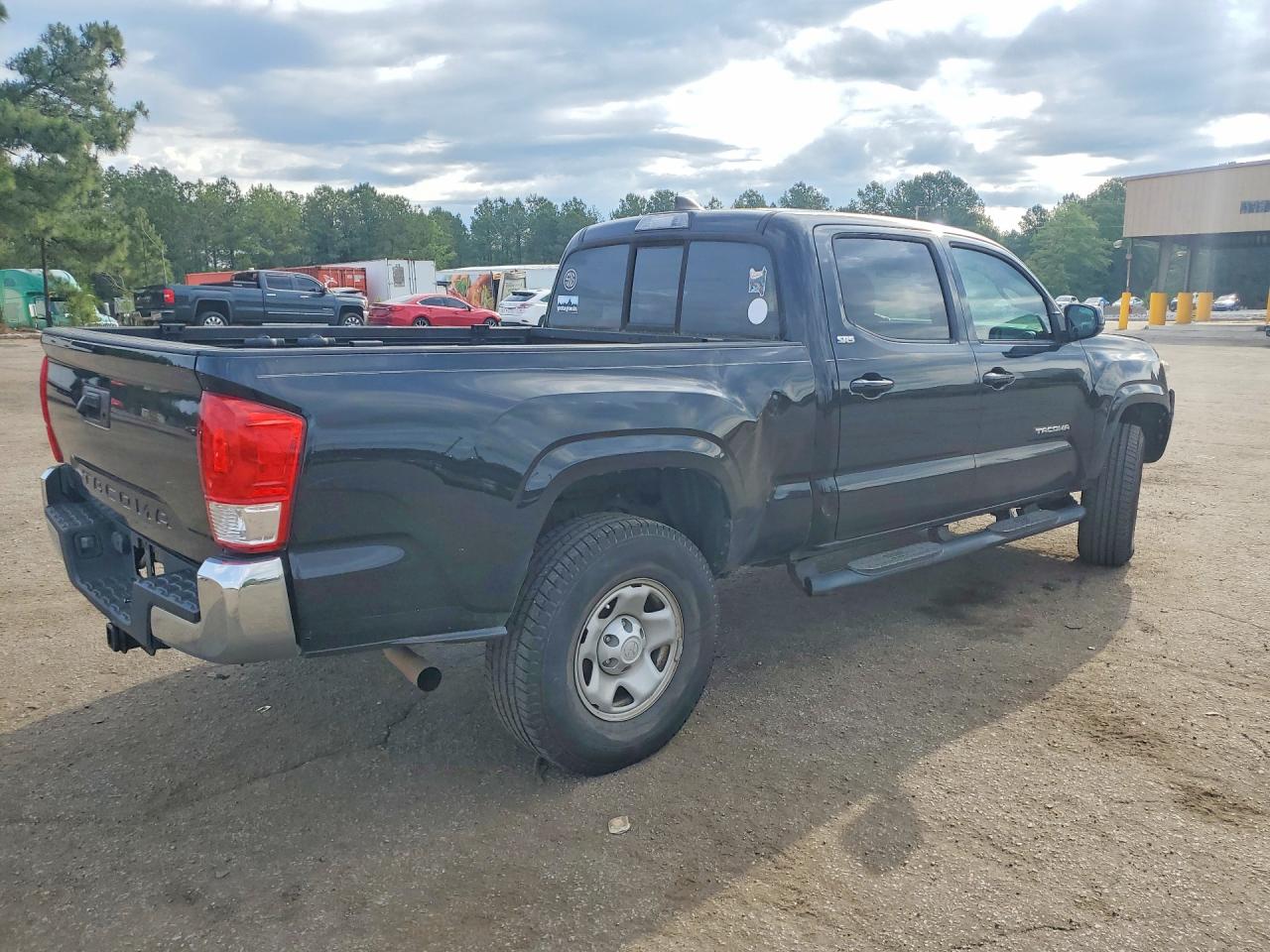 Toyota Tacoma Sr5 V6