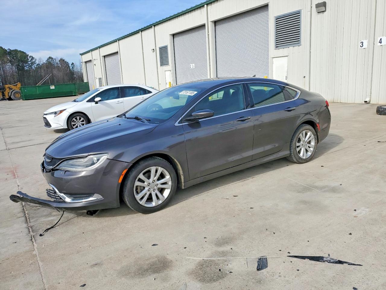 Salvage Chrysler 200 Image