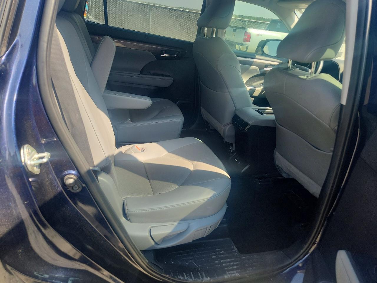 Toyota Highlander Limited