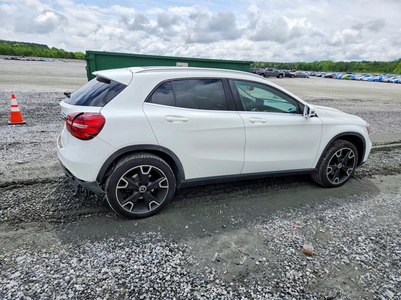 Mercedes-Benz GLA 250 4matic