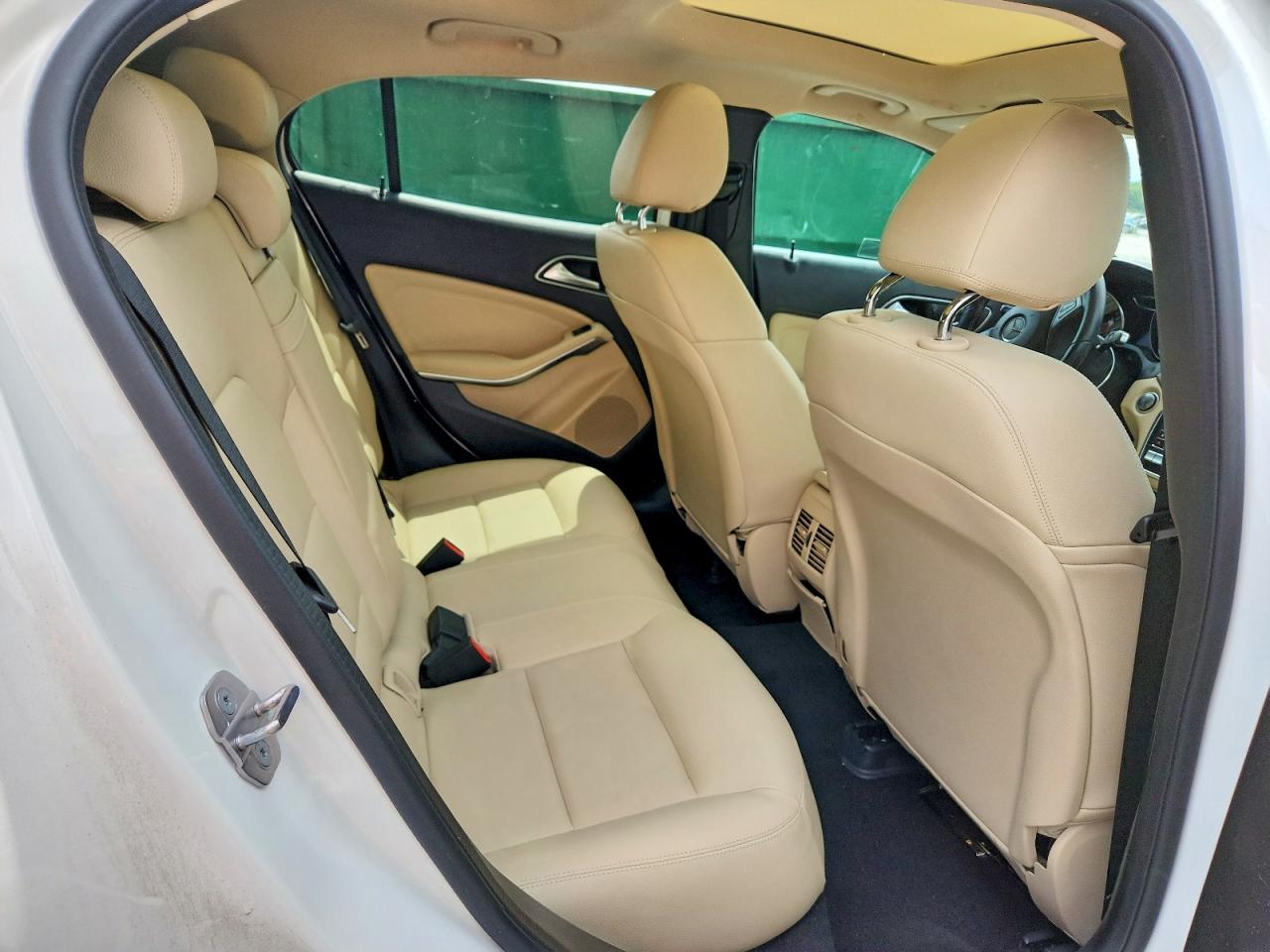 Mercedes-Benz GLA 250 4matic