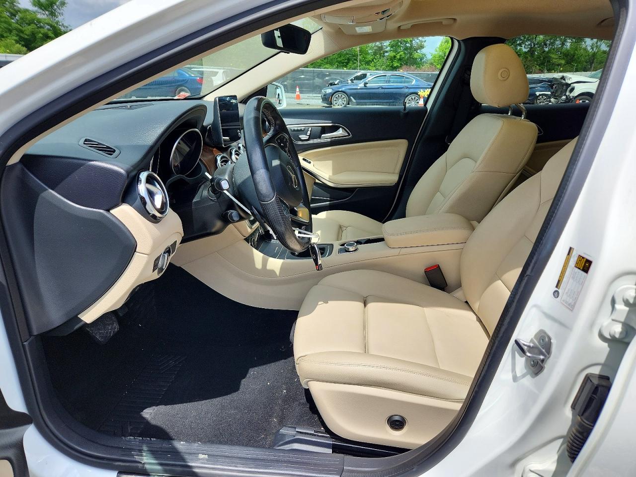 Mercedes-Benz GLA 250 4matic