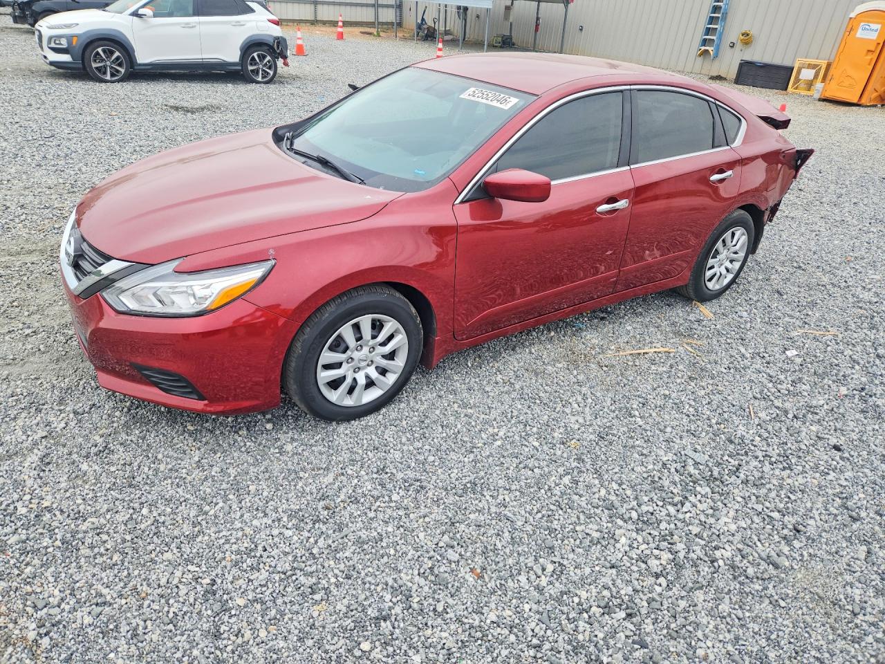 Salvage Nissan Altima Image