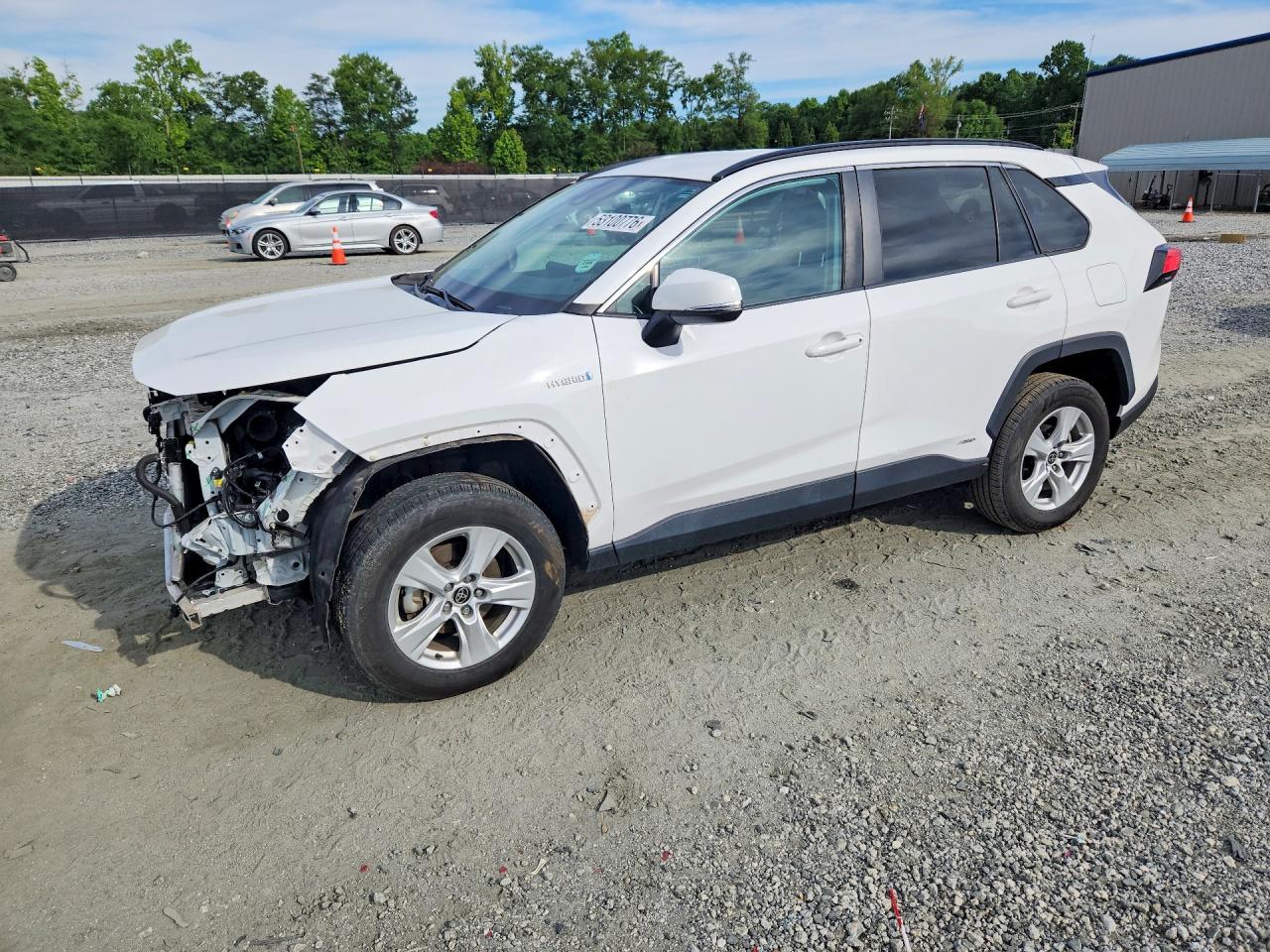 Salvage Toyota RAV4 Image