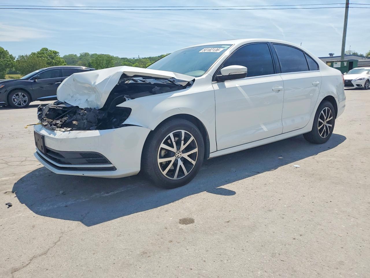 Salvage Volkswagen Jetta Image