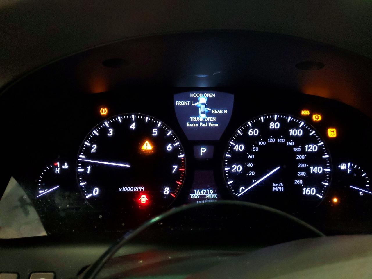 Lexus LS Base