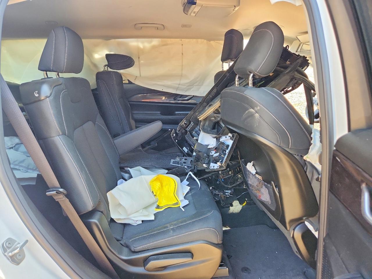 Jeep Cherokee L Laredo