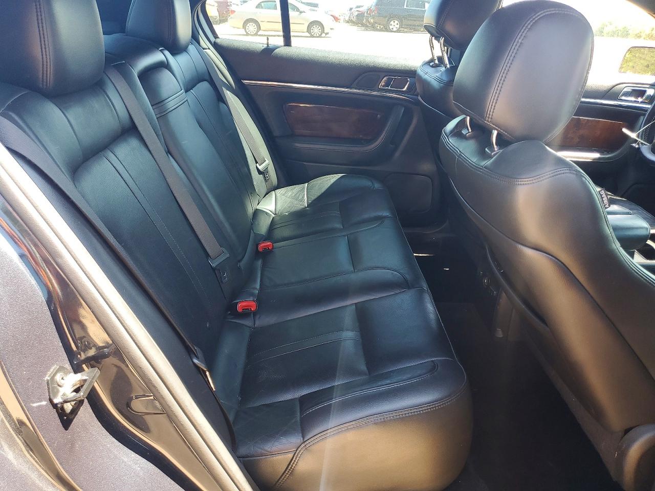 Lincoln MKS