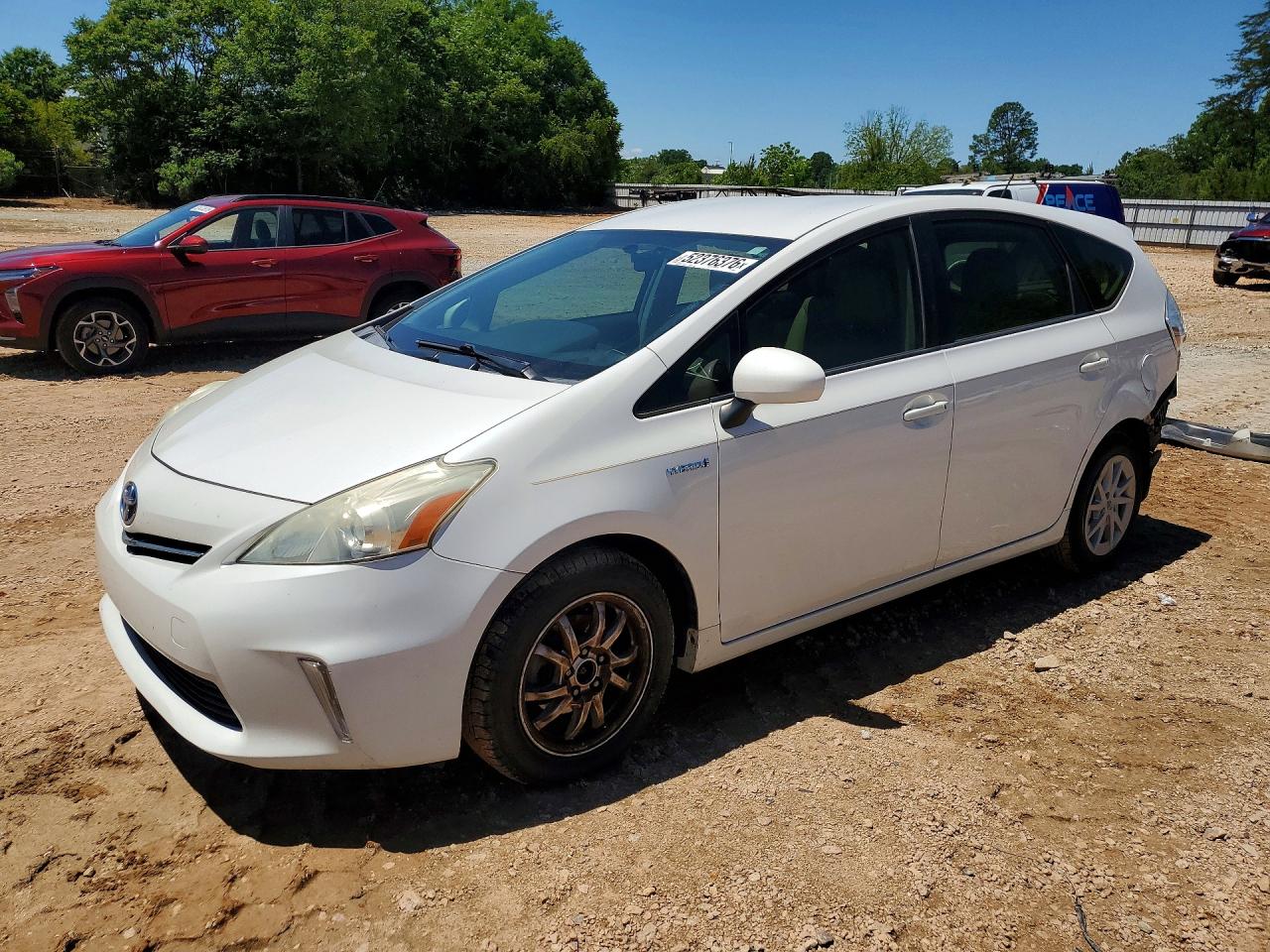 Salvage Toyota Prius Image