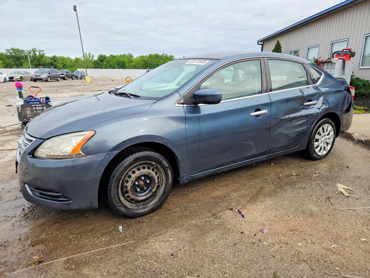Salvage Nissan Sentra Image