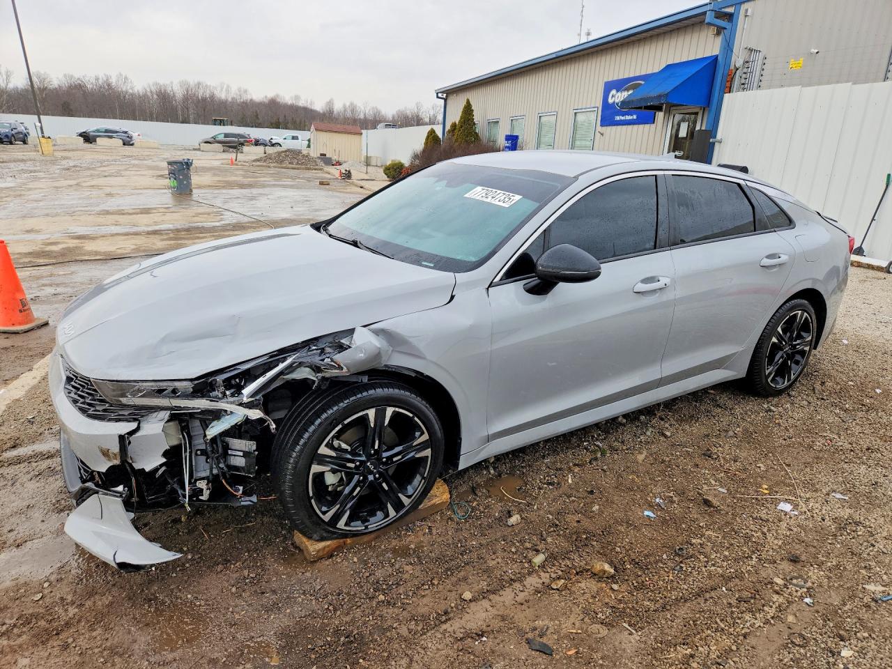 Salvage Kia K5 Image
