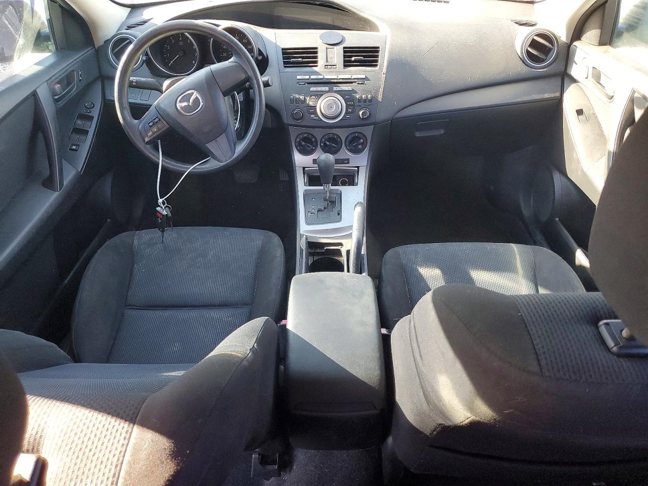 Mazda 3 I