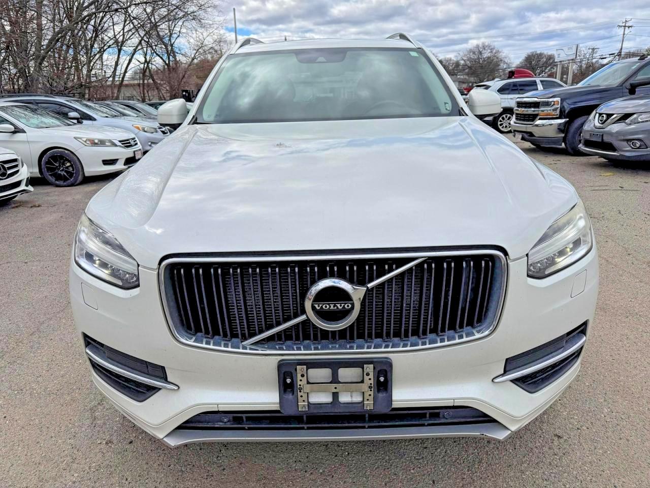 Volvo XC90 T5