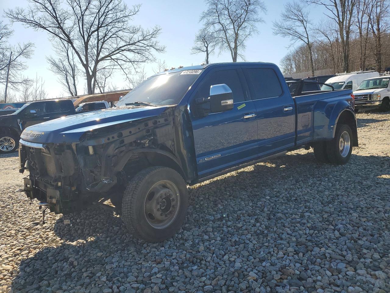 Salvage Ford F-450 Image