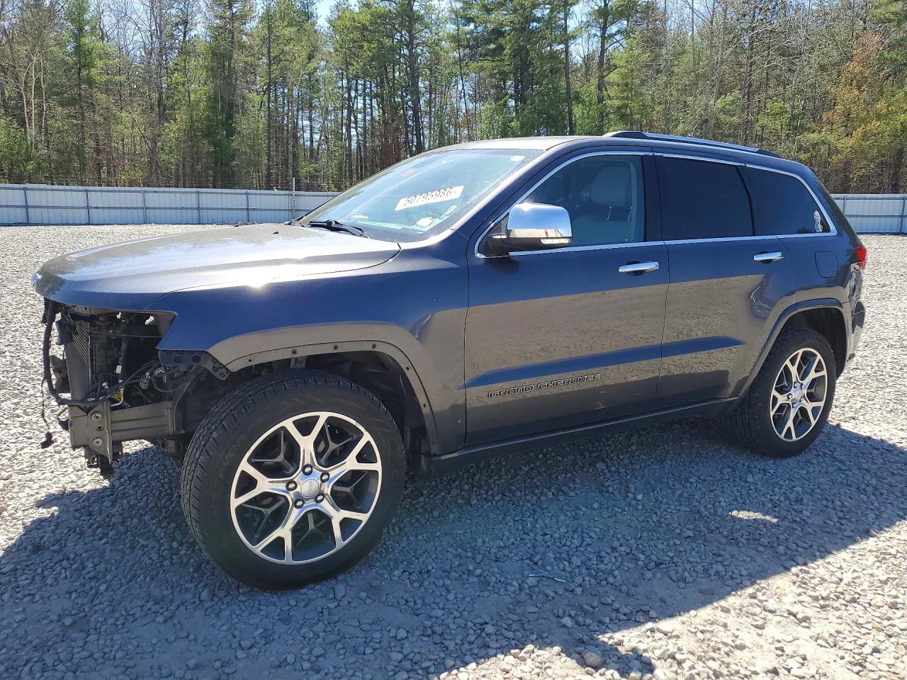 Salvage Jeep Cherokee Image