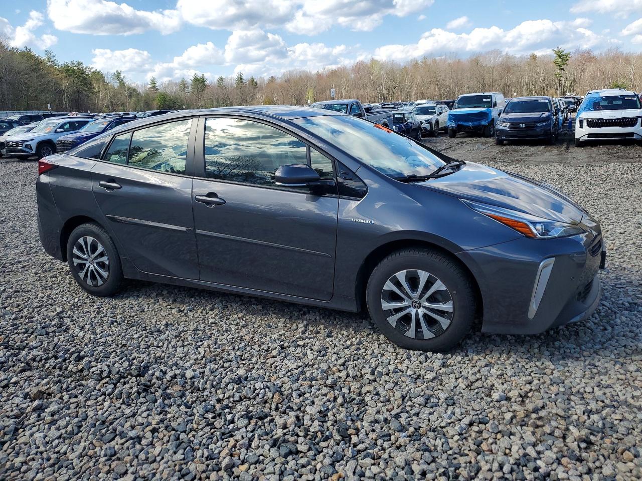 Toyota Prius Le Awd-e