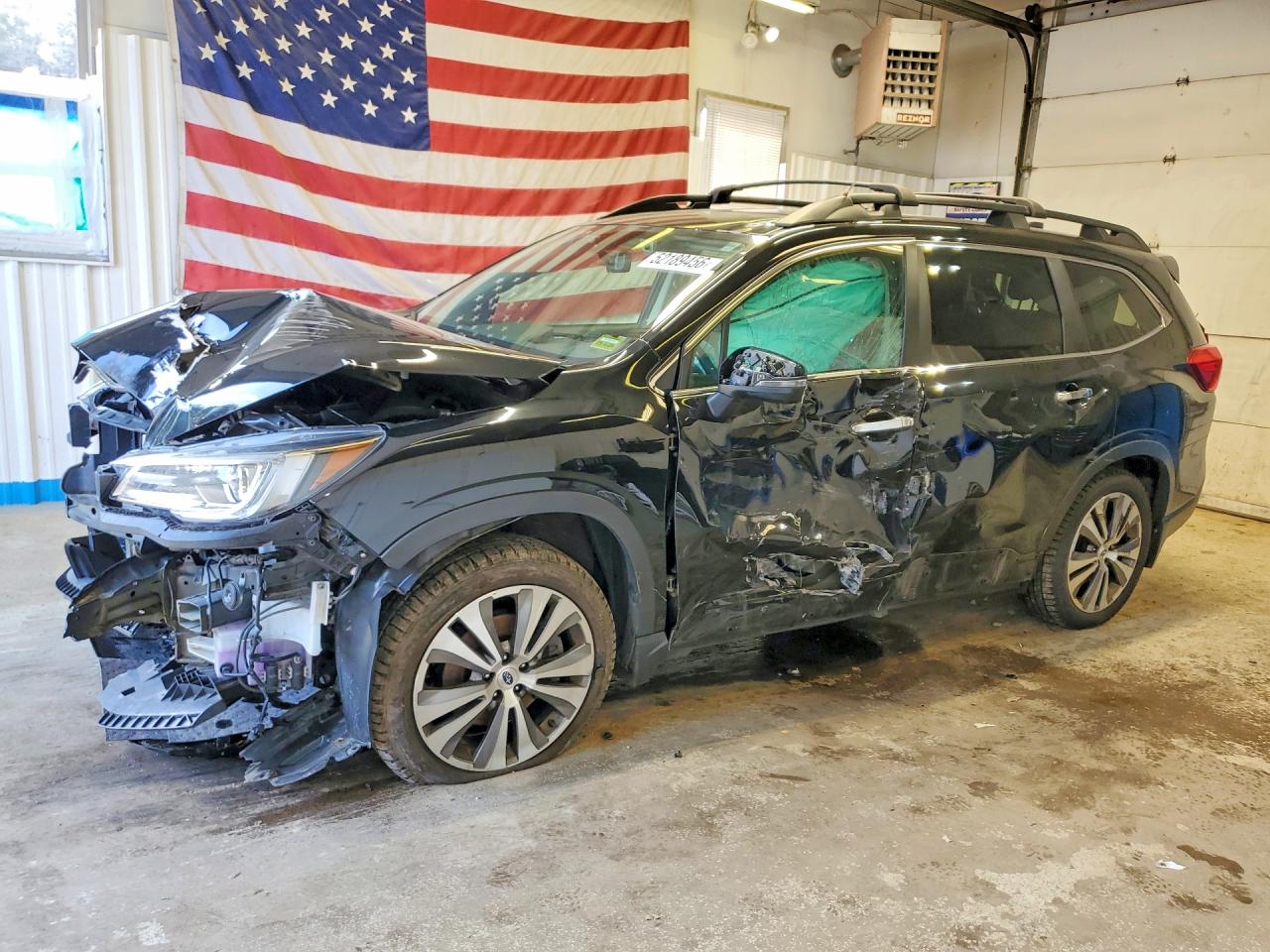 Salvage Subaru Ascent Image
