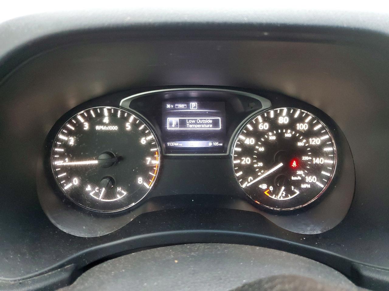 Nissan Pathfinder S