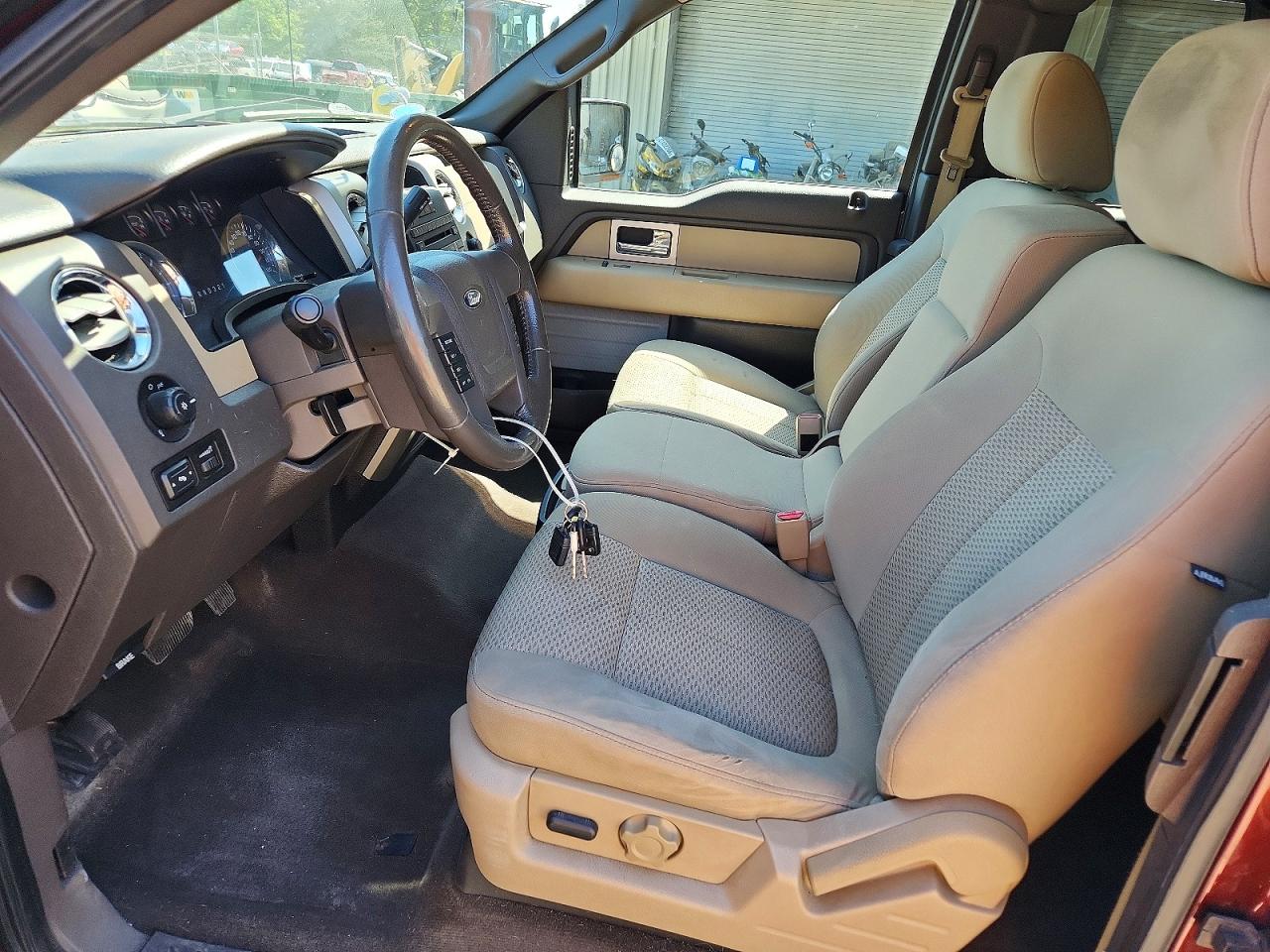 Ford F-150 Super Cab