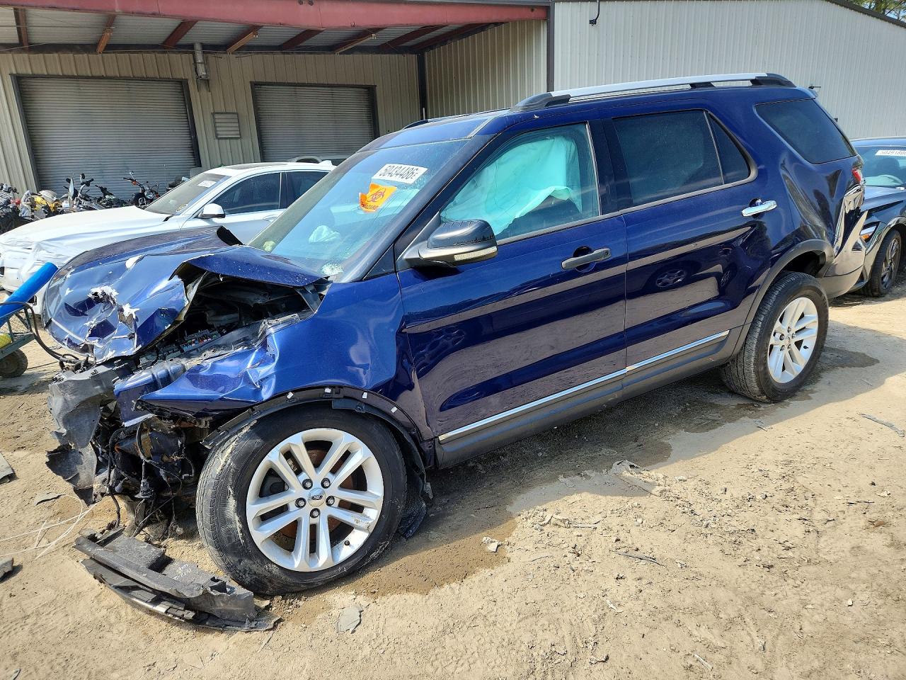 Salvage Ford Explorer Image