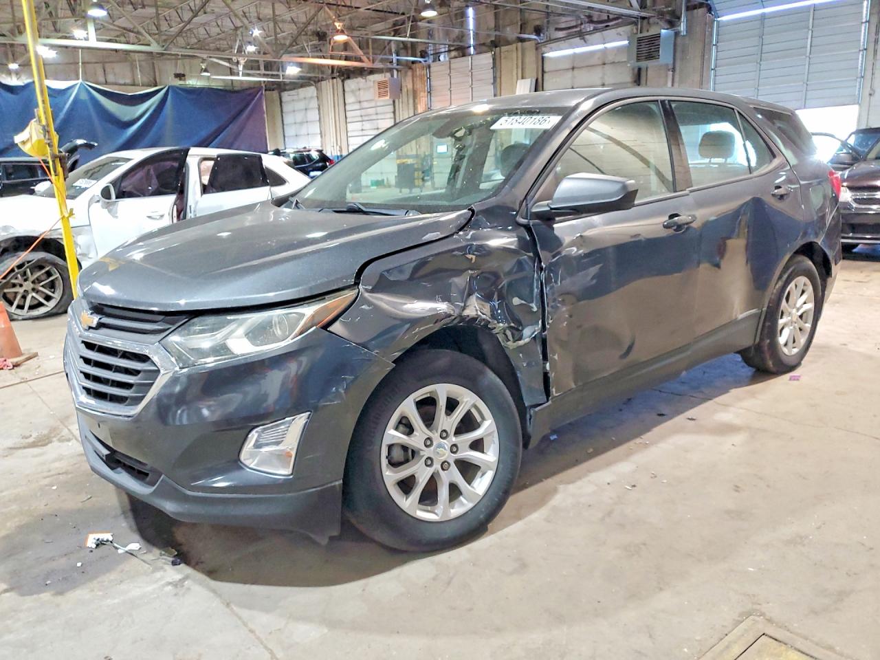 Salvage Chevrolet Equinox Image