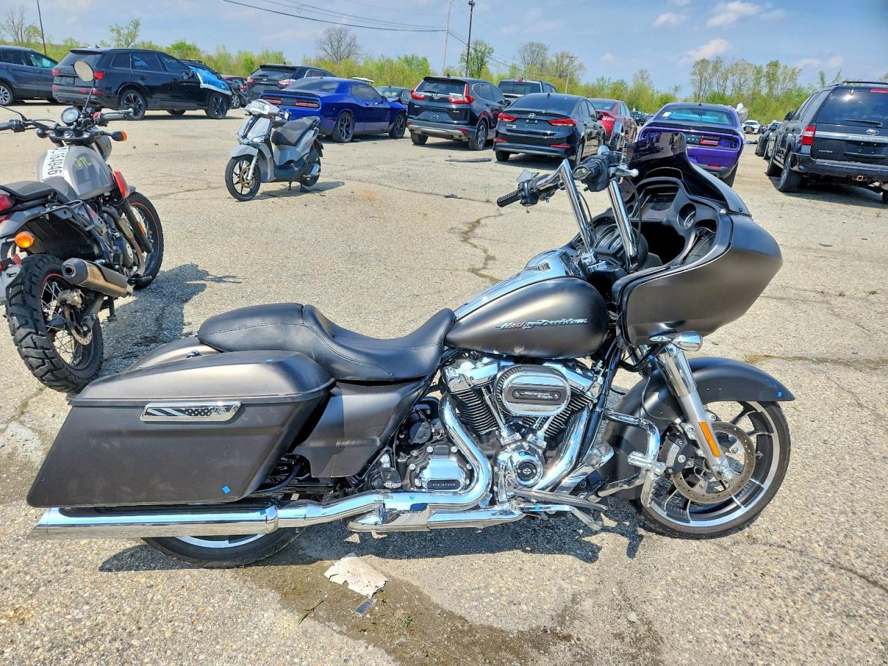 Salvage Harley-Davidson Fl Image