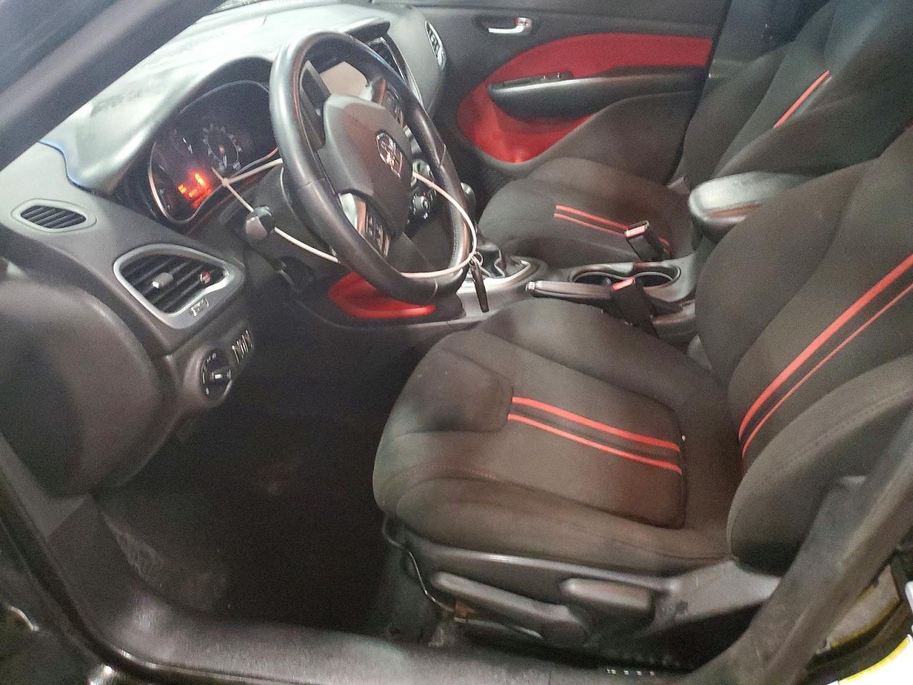 Dodge Dart Sxt