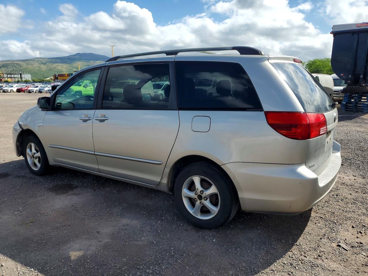 Toyota Sienna Ce 7 Passenger