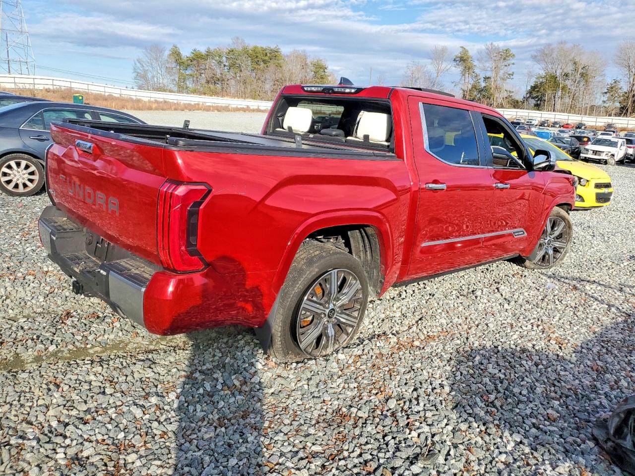 Toyota Tundra Crewmax Capstone