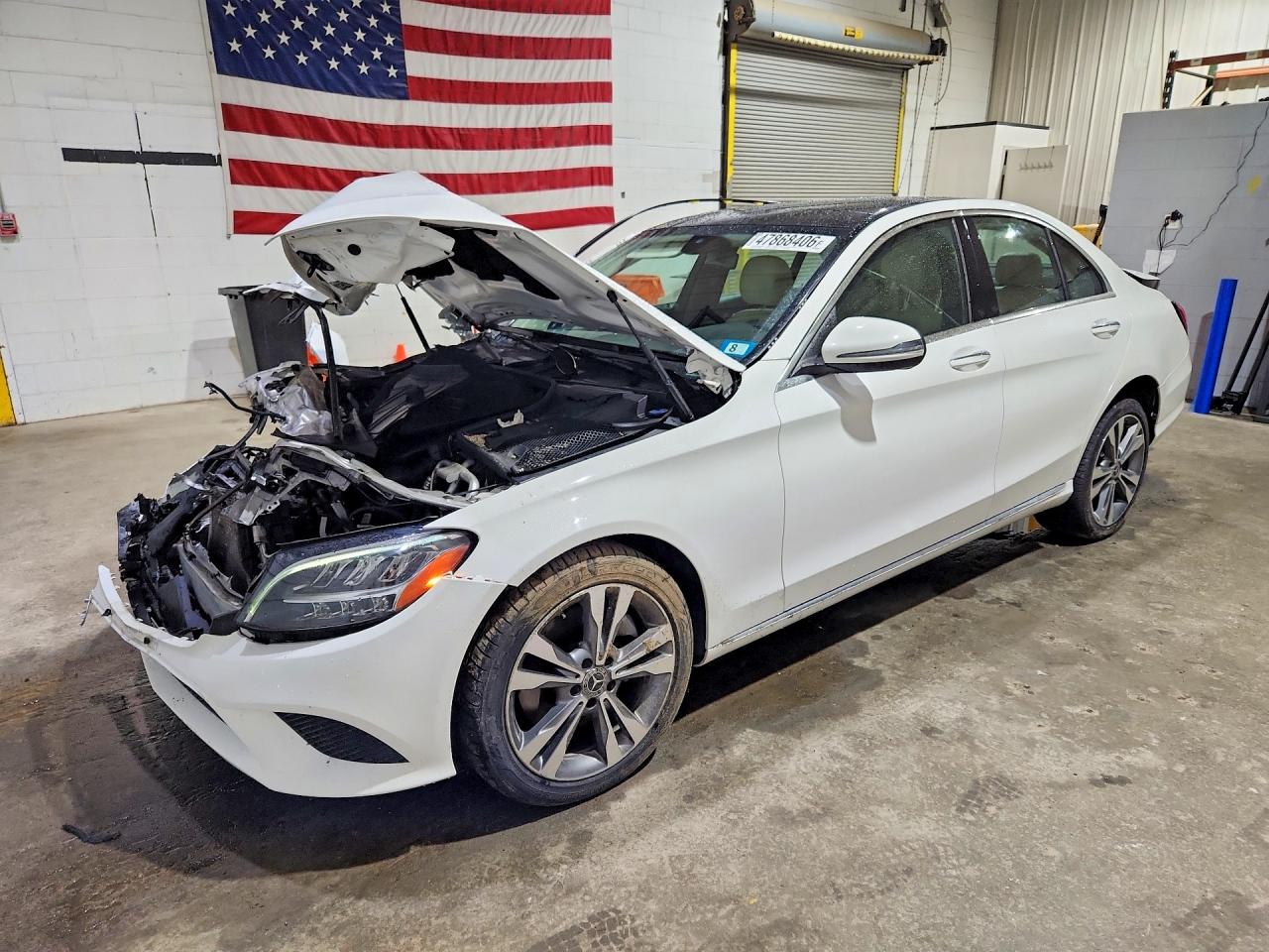 Salvage Mercedes-Benz C-Class Image