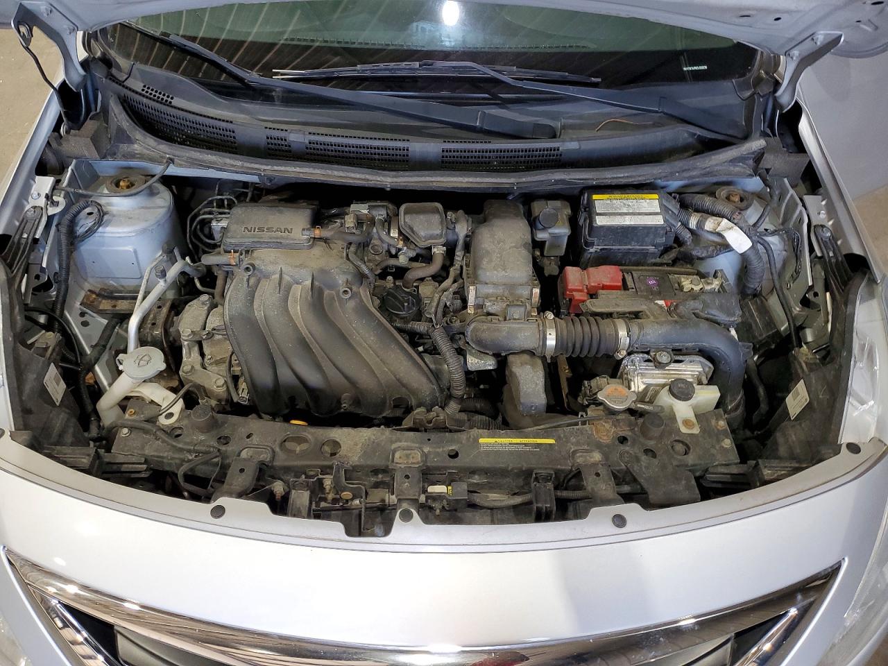 Nissan Versa 1.6 S Plus