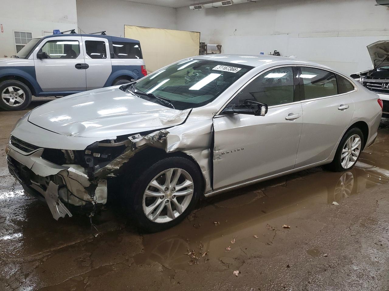 Salvage Chevrolet Malibu Image
