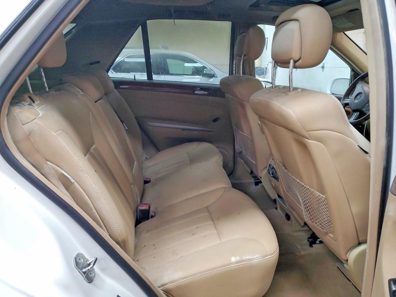 Mercedes-Benz M-Class 350