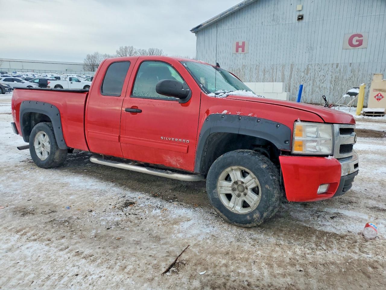 Salvage Chevrolet Silverado Image
