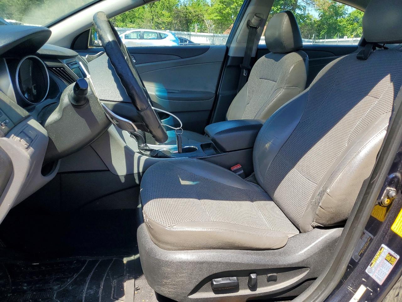 Hyundai SONATA Se 2.0t