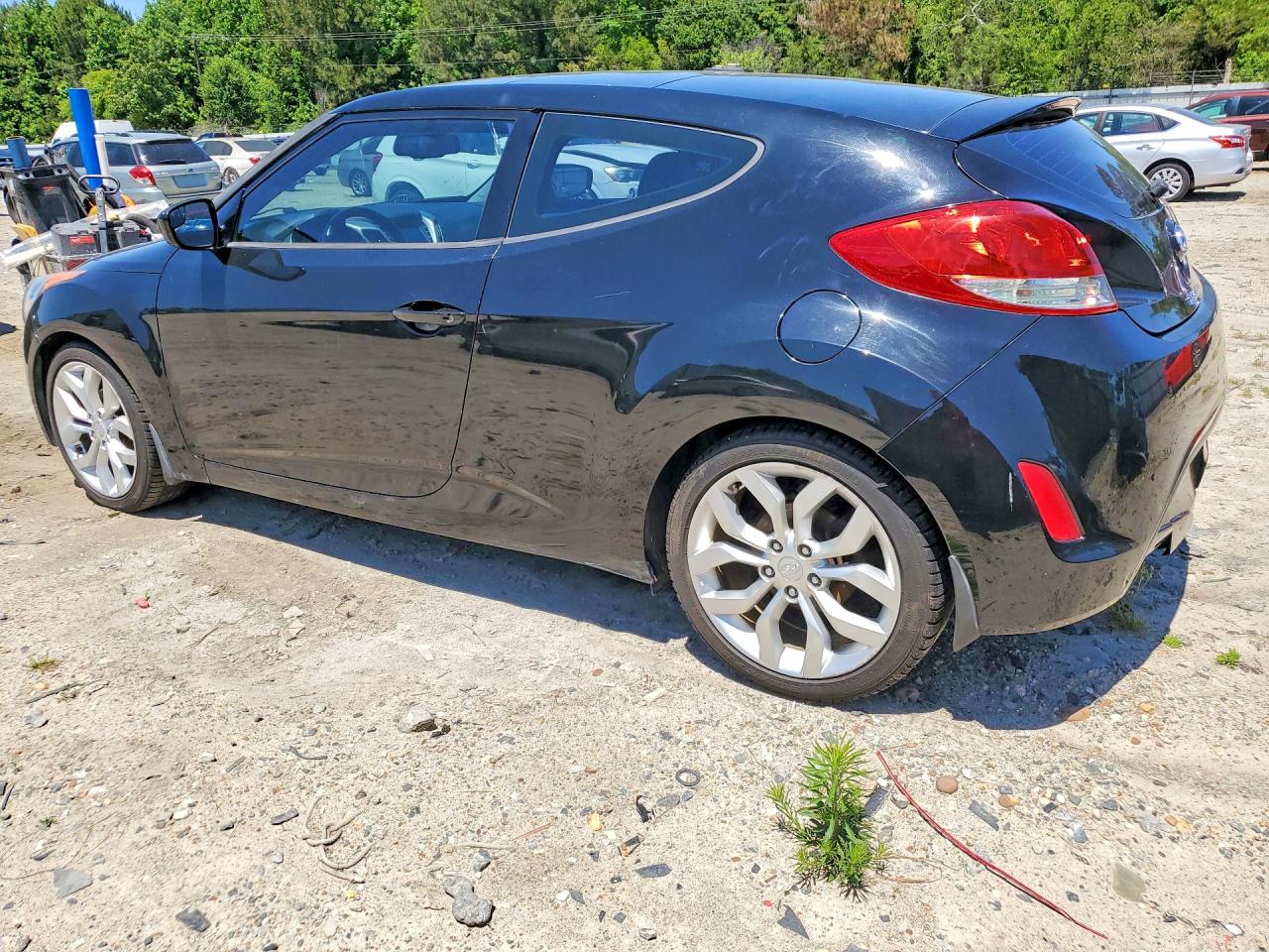Hyundai VELOSTER Base