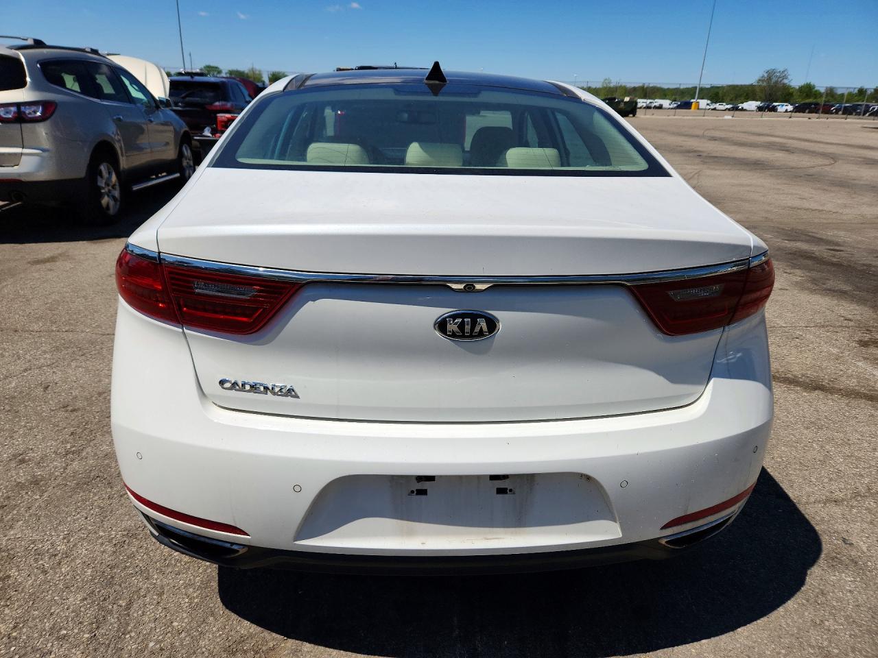 Kia Cadenza Premium