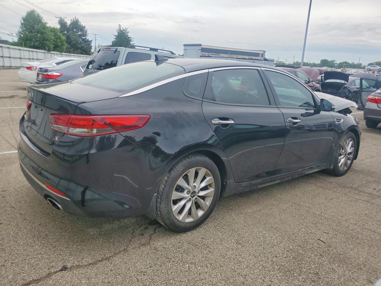 Kia Optima S
