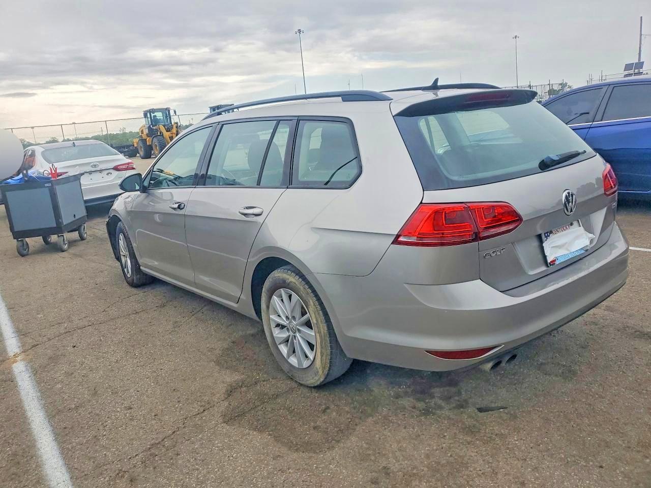 Volkswagen Golf S