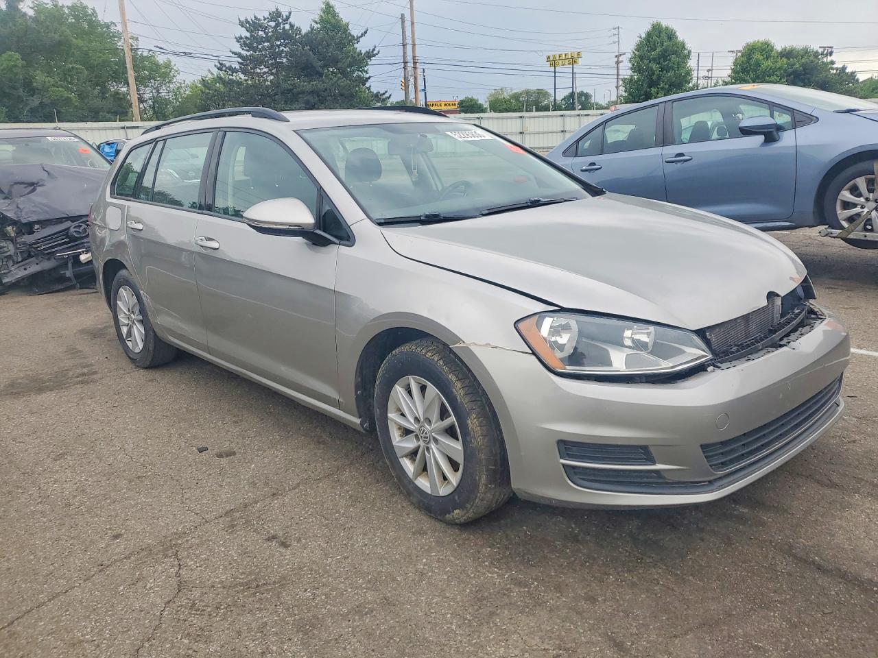 Volkswagen Golf S