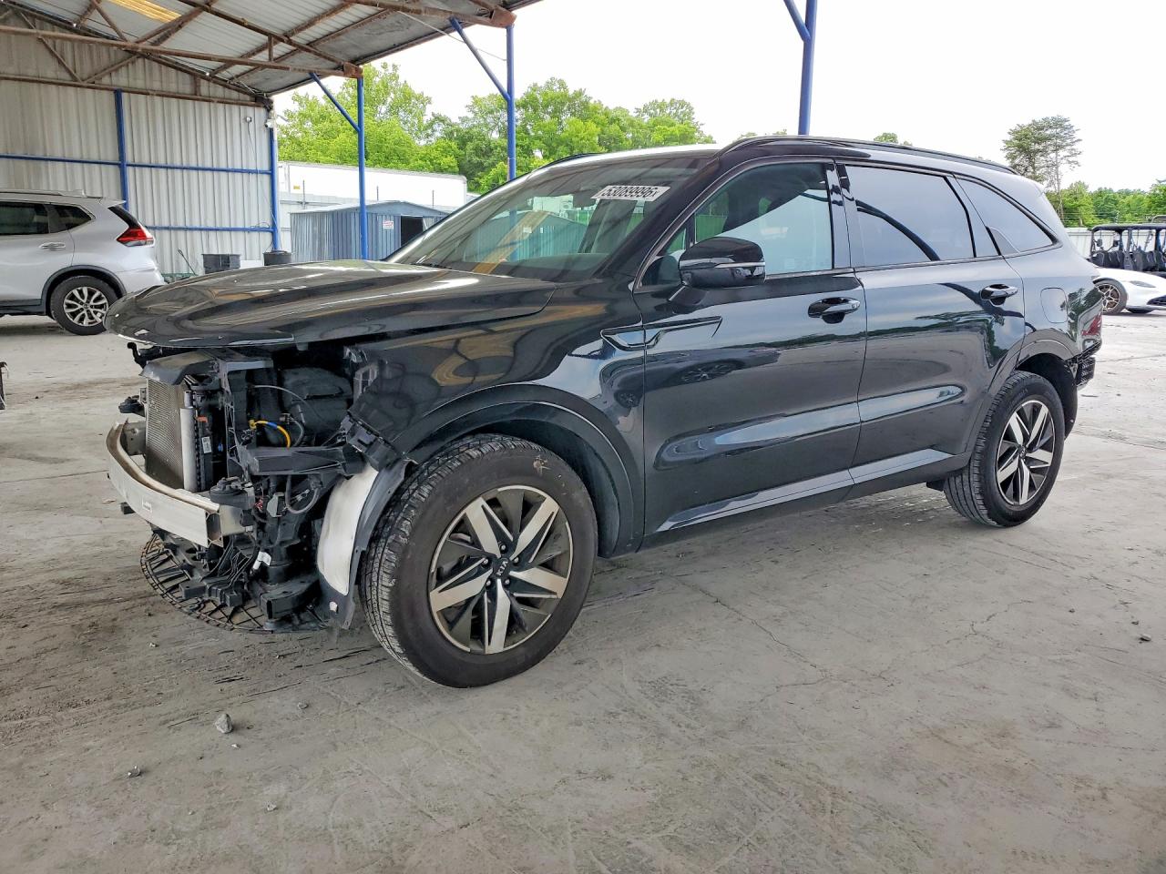 Salvage Kia Sorento Image