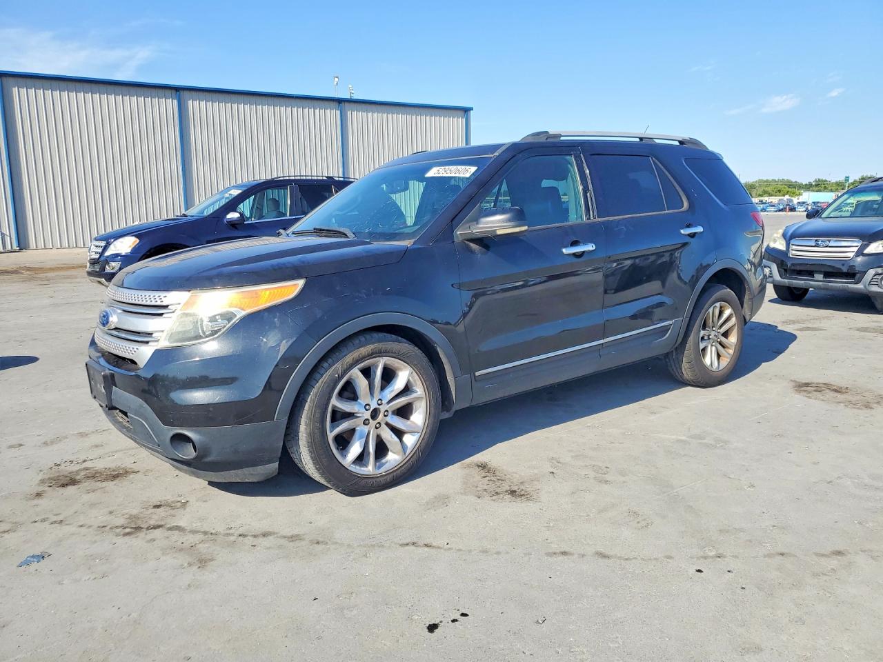 Salvage Ford Explorer Image